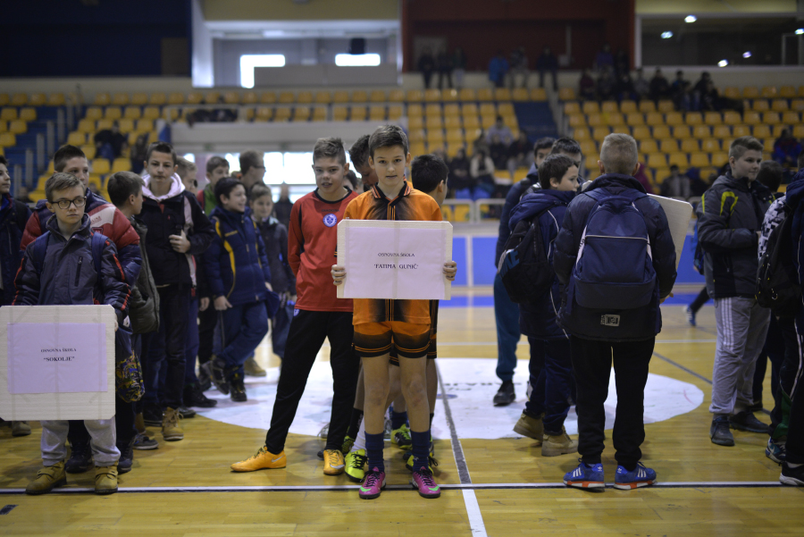 Učenici škole „Fatima Gunić“ osvojili prvo mjesto na malonogometnom turniru „Šehidima i poginulim borcima Novog Grada“