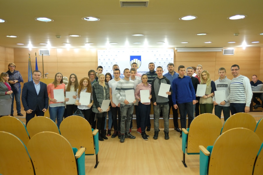 Općina Novi Grad uspješnim učenicima i studentima dodijelila sportske stipendije