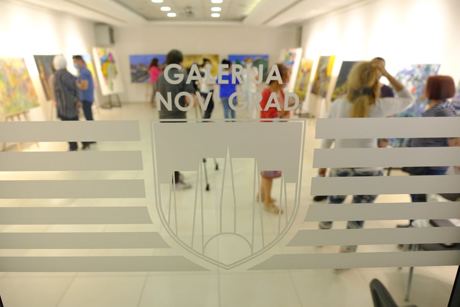 Izložba umjetničkih djela "Dodiri" otvorena u Galeriji Novi Grad