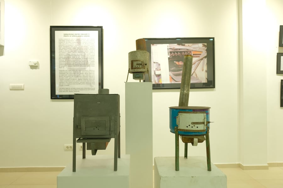 Izložba sarajevskih ratnih predmeta  - priča iz opkoljenog grada u Galeriji Općine Novi Grad