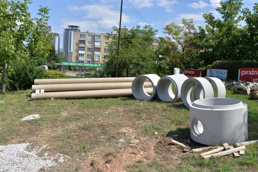 POČELI RADOVI U ŠVRAKINOM SELU: Izgradnja 750 metara kanalizacije u ulici Jajačka