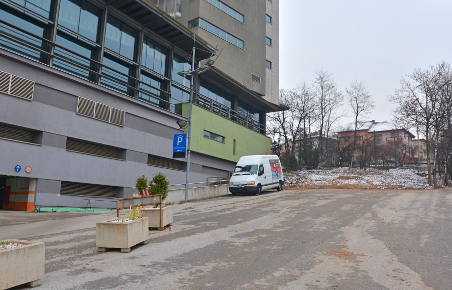 Rušenjem stambenog objekta kod Bosmala uklonjena posljednja prepreka za spajanje V transferzale sa ulicom Safeta Hadžića