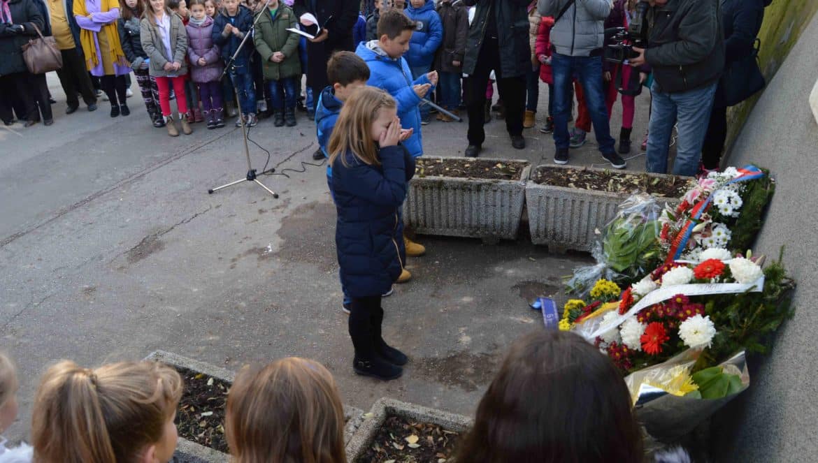 23 godine od masakra u ulici Žrtava fašizma na Otoci - Sjećanje na devet poginulih građana