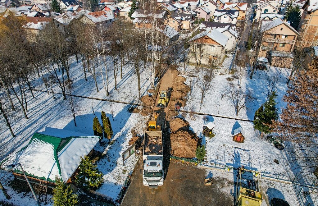Počela izgradnja novog pristupnog puta Osnovnoj školi “Aleksa Šantić” iz ulice Ramiza Salčina