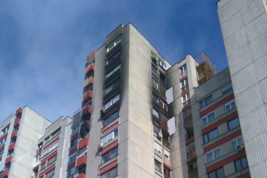 Načelnik Efendić obišao stanare zgrade u Geteovoj ulici na Alipašinom Polju